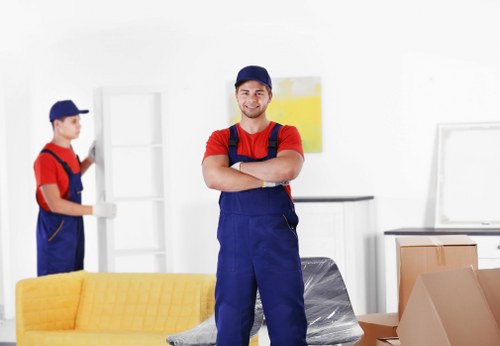 Experienced London man with a van helping with relocation